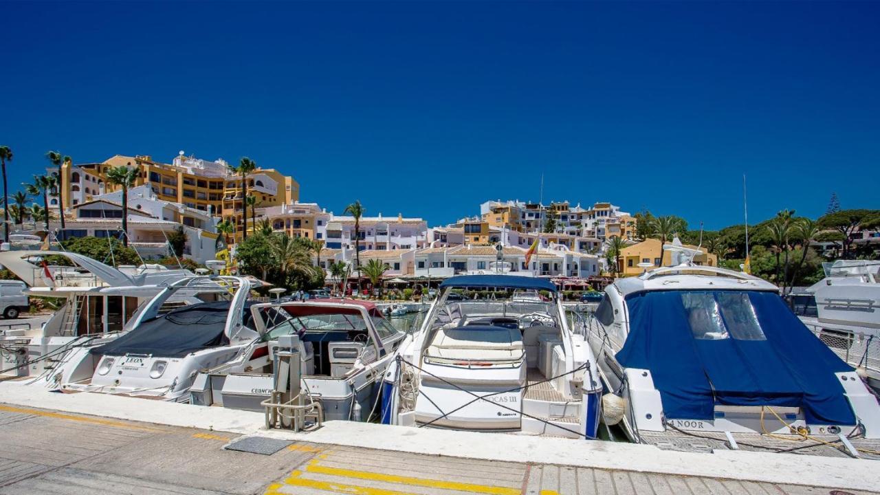 J96 Cabopino Apartamento *
