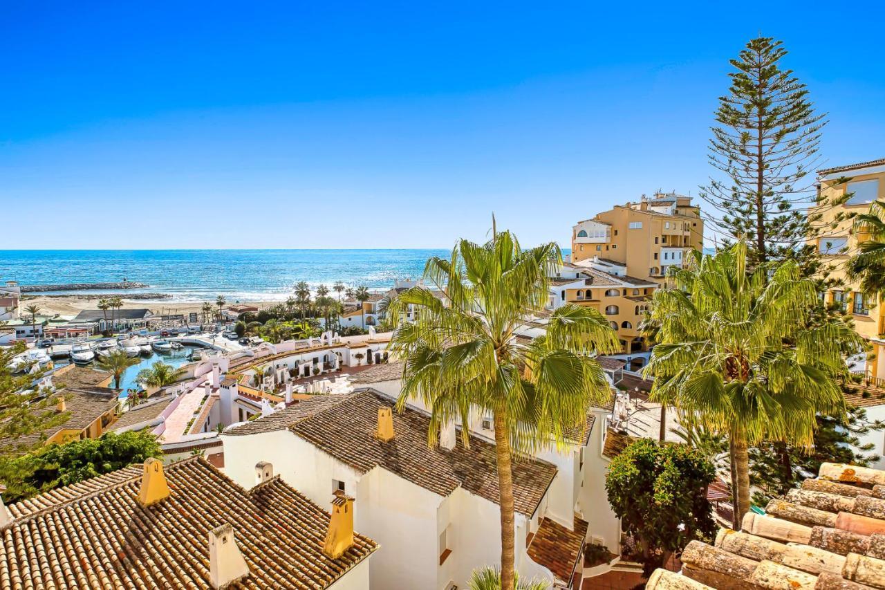 J96 Cabopino Apartamento *