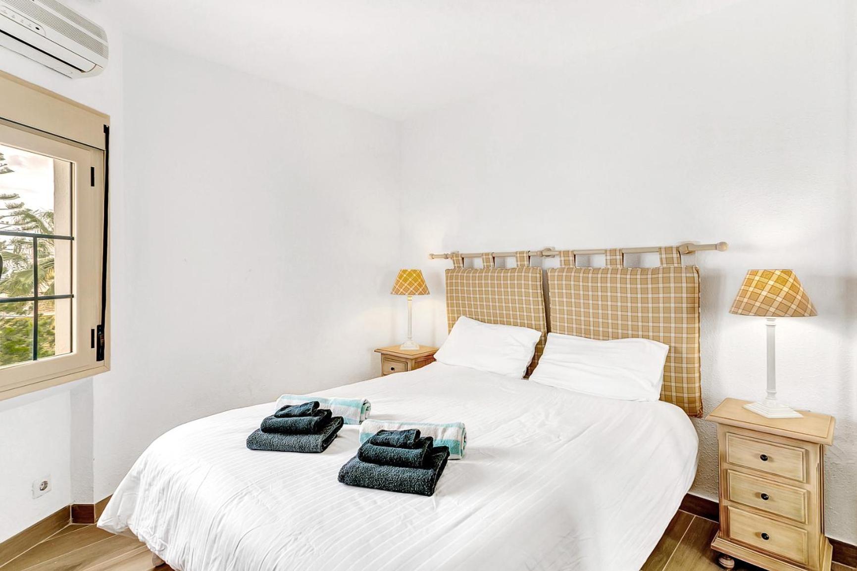 J96 Cabopino Apartamento